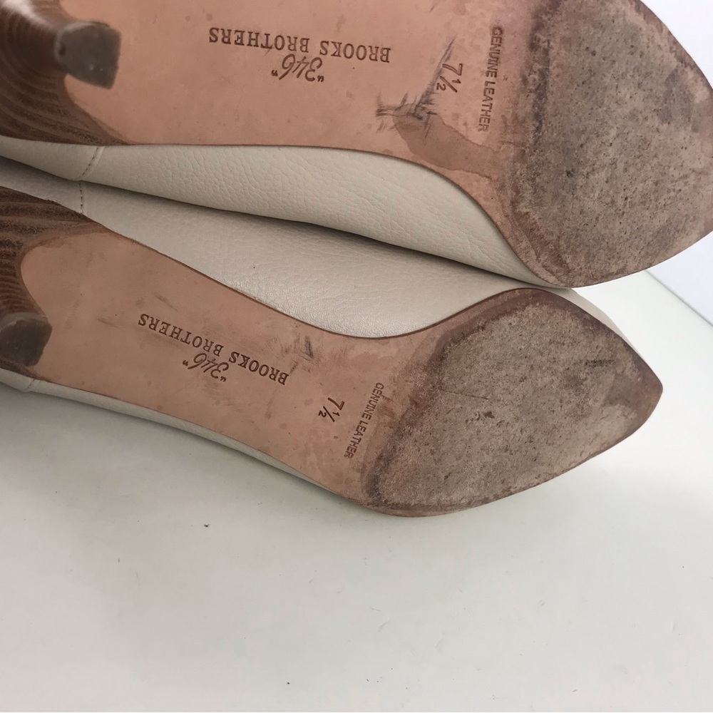 Brooks Brothers Elegant Leather Off-white Women's Low Heels - 7.5 - Picture 7 of 8